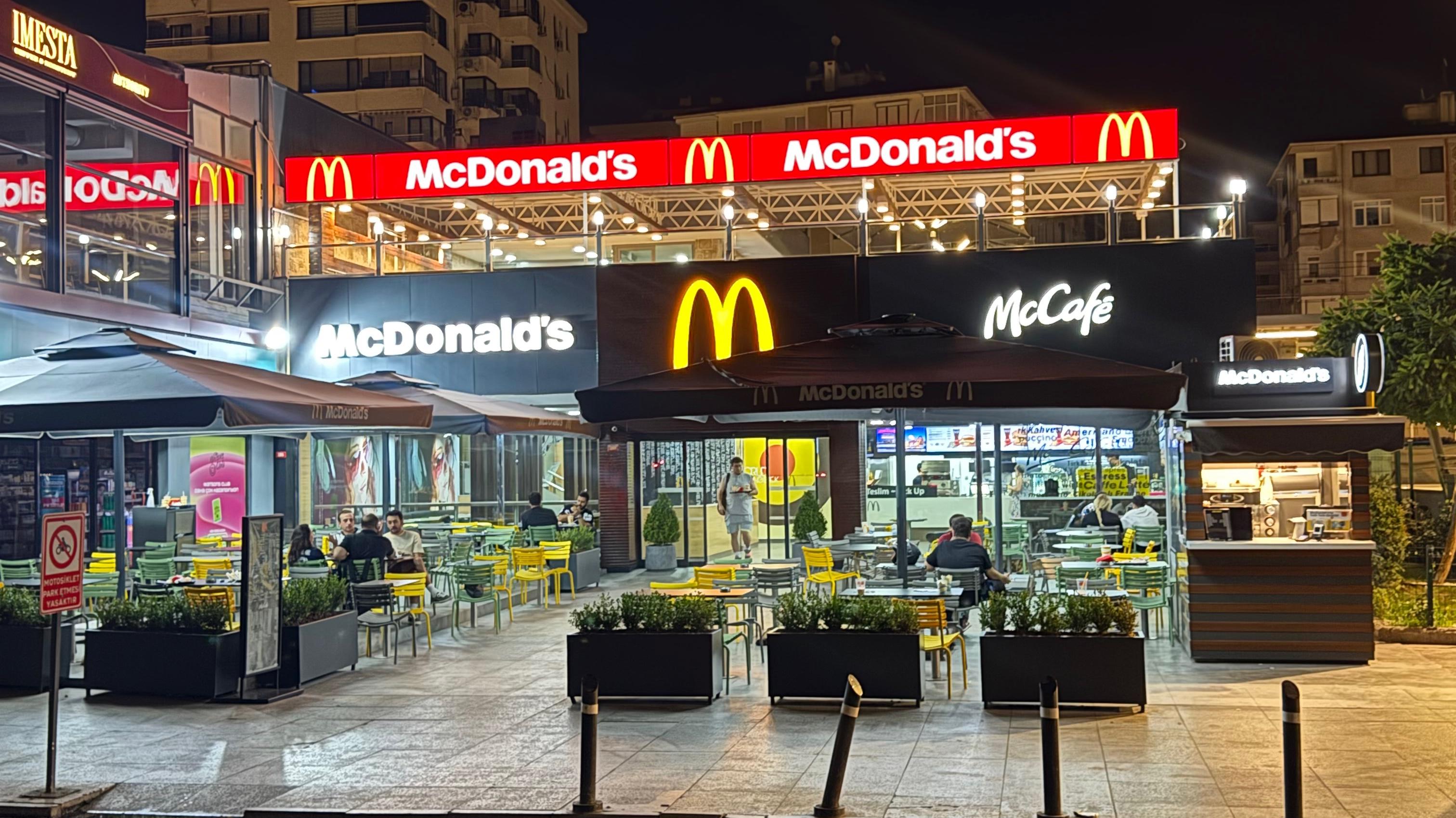 MCDONALDS - Kasiyer (Maaş + Yemek)