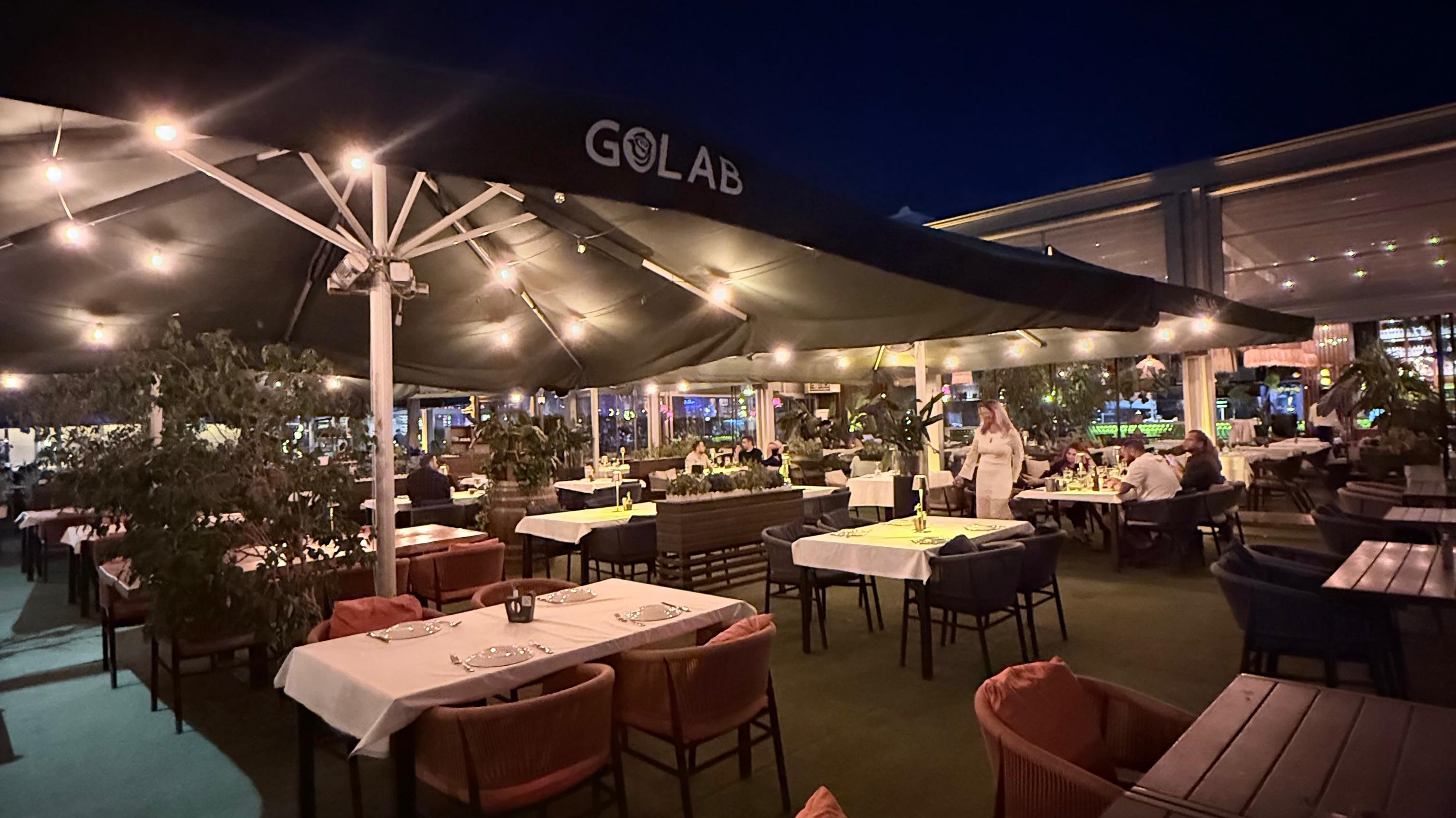 Golab Restoran  - Komi (Maaş + Yol + Yemek)