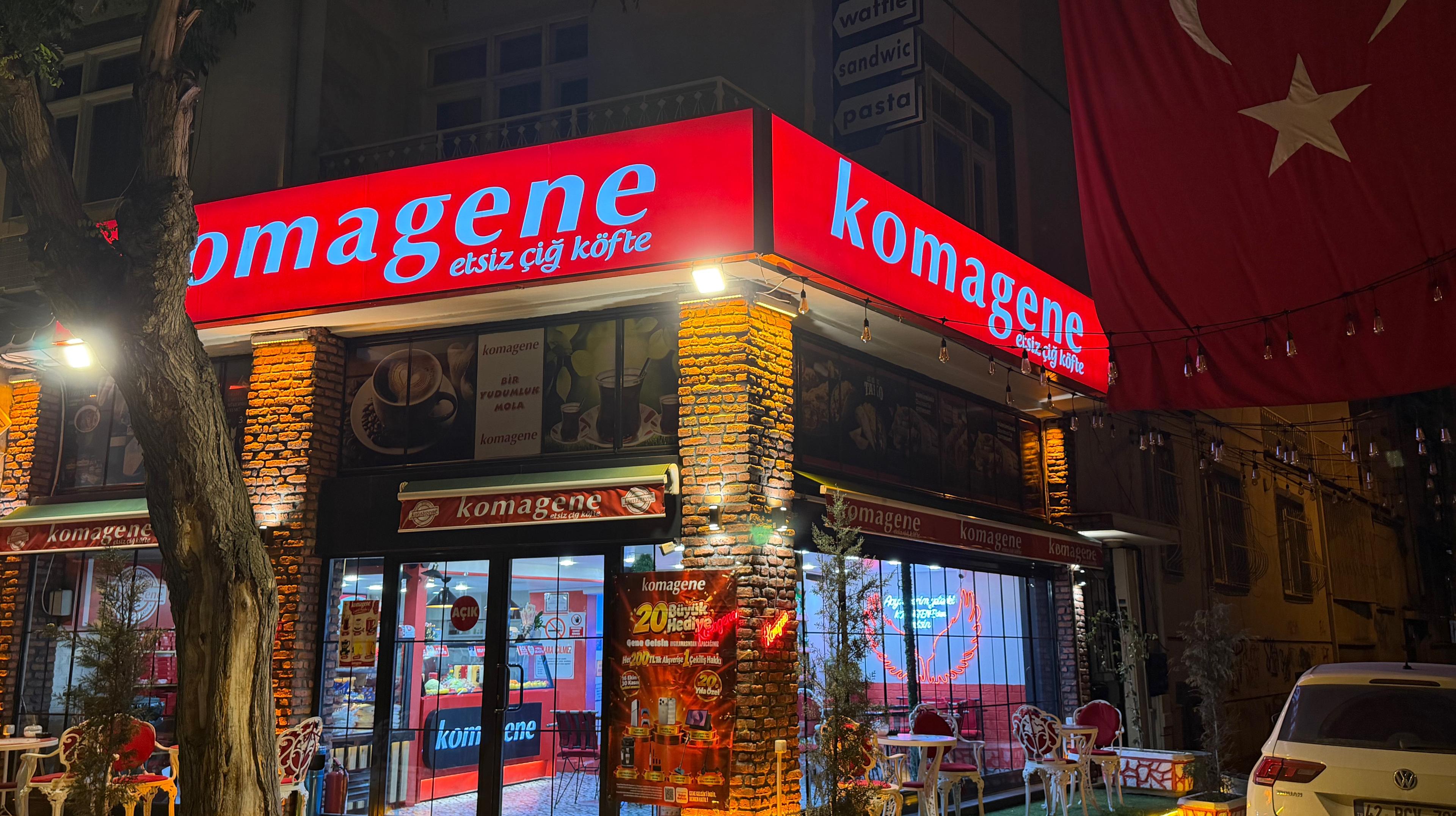 Komagene Kültürpark Çiğköfte - Komi, Gardon, sabah açılış elemanı (Maaş + Yemek)