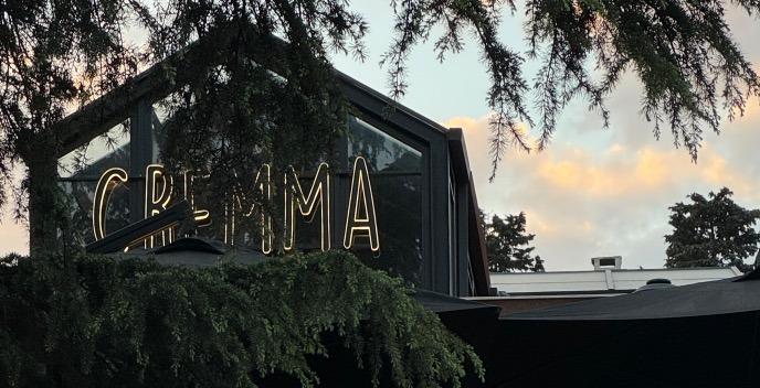 CREMMA CAFE - KOŞUYOLU - Koşuyolu Cremma Servis Personeli